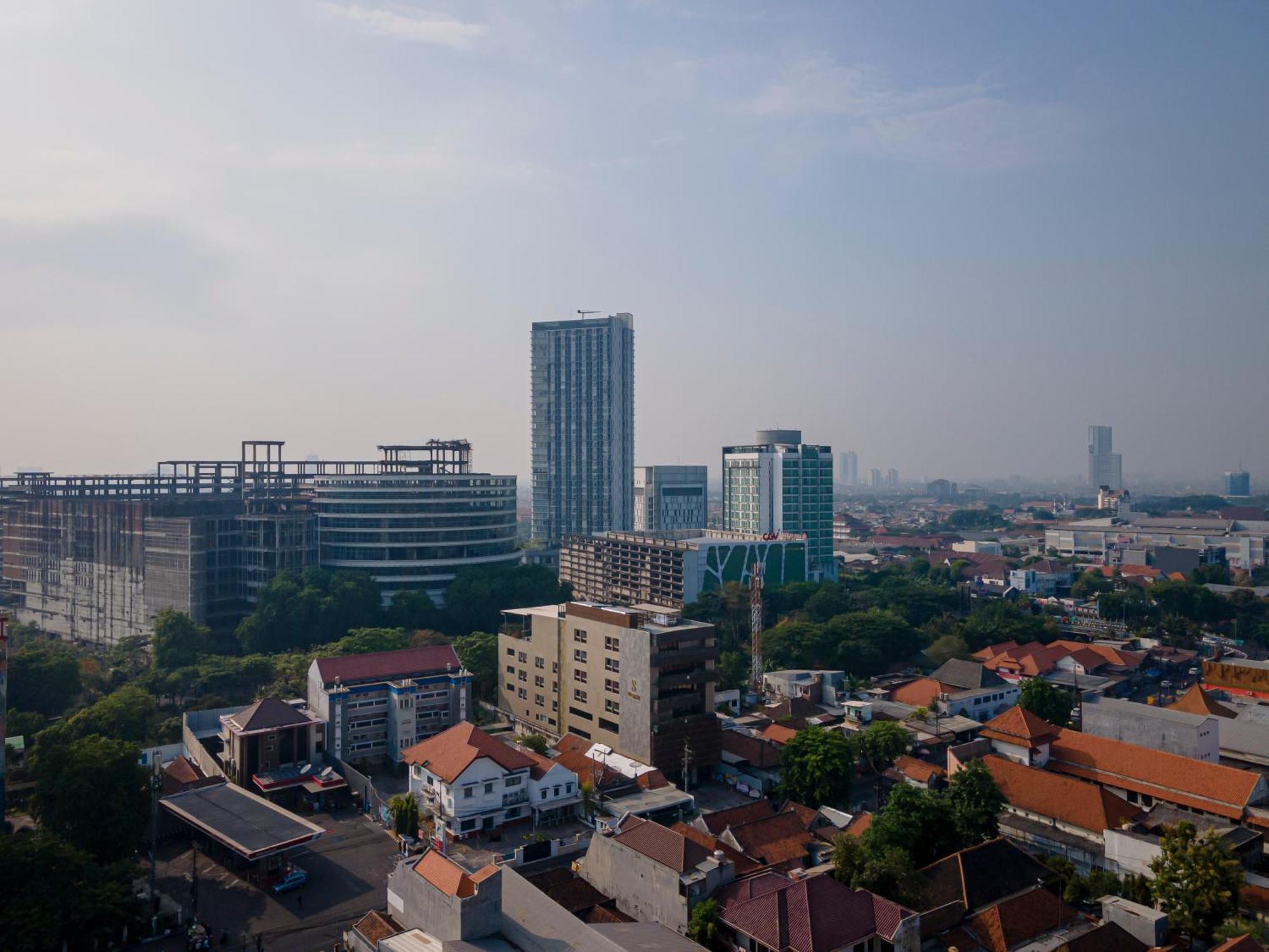 Stay.Vie Hotel Surabaya Exterior photo