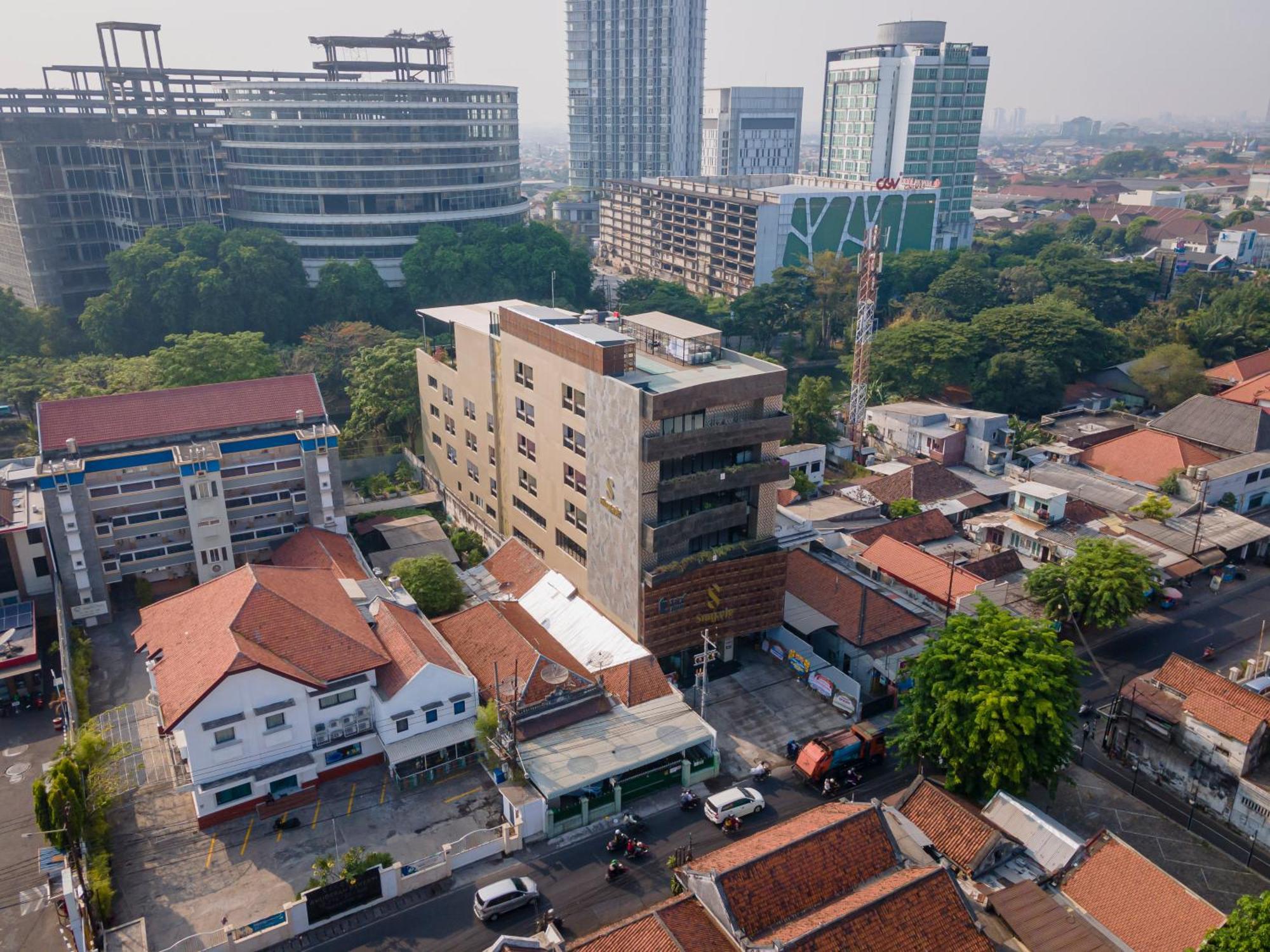 Stay.Vie Hotel Surabaya Exterior photo