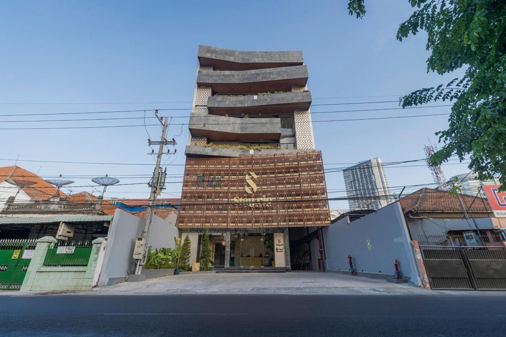 Stay.Vie Hotel Surabaya Exterior photo